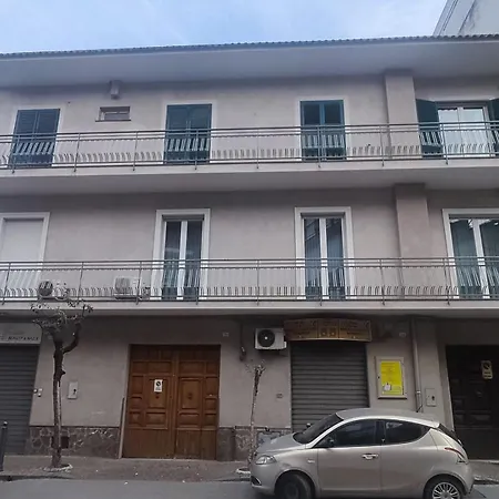 Via Roma Apartment *